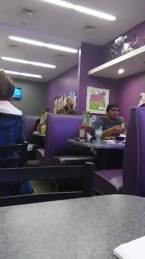 Hamburger Restaurant «Purple Cow Restaurant», reviews and photos, 1055 Ellis Ave, Conway, AR 72032, USA