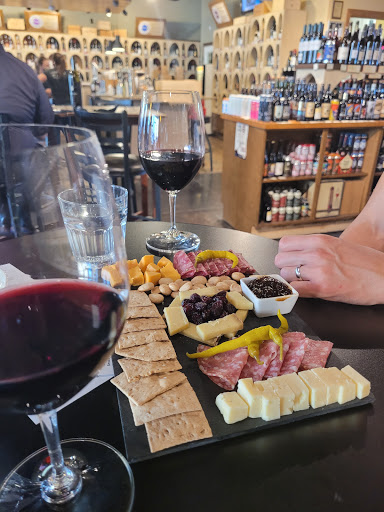 Wine Bar «WineStyles of West Des Moines», reviews and photos, 5515 Mills Civic Pkwy #120, West Des Moines, IA 50266, USA