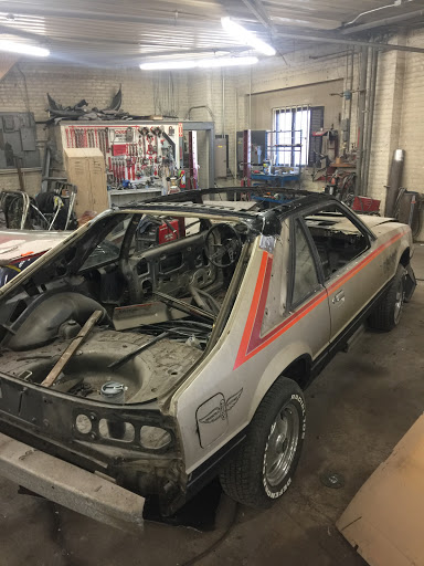 Auto Body Shop «Auto Fixit Body Shop Inc», reviews and photos, 805 Ottawa Ave NW, Grand Rapids, MI 49503, USA