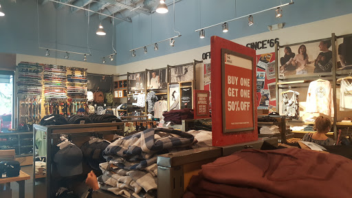 Shoe Store «Vans», reviews and photos, 9736 W Northern Ave, Peoria, AZ 85345, USA