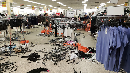 Fallas Paredes Discount Stores, 4959 Ayers St, Corpus Christi, TX 78415, USA, 