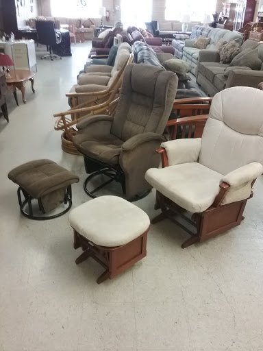 Furniture Store «Help U Sell Furniture & Consignment», reviews and photos, 4444 Stockton Hill Rd, Kingman, AZ 86409, USA