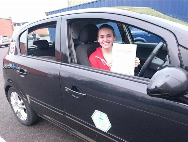 POM driving academy - Leicester