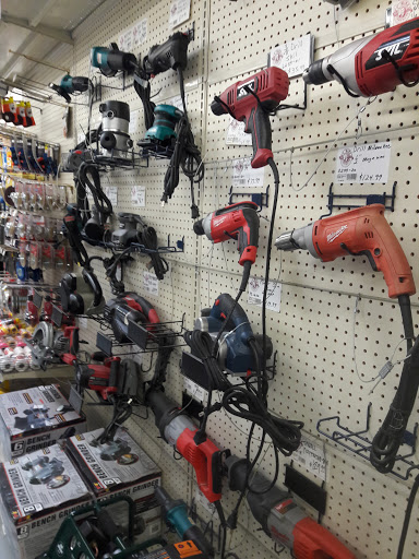 Hardware Store «W.C. Winks Hardware», reviews and photos, 200 SE Stark St, Portland, OR 97214, USA