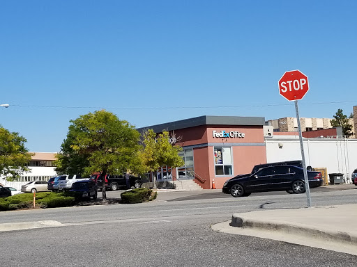 Print Shop «FedEx Office Print & Ship Center», reviews and photos, 2630 S Parker Rd, Aurora, CO 80014, USA