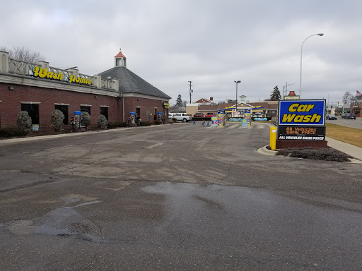 Car Wash «Wash Pointe Car Wash», reviews and photos, 28245 John R Rd, Madison Heights, MI 48071, USA