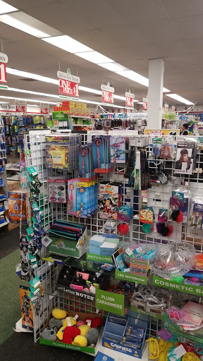 Dollar Store «Dollar Tree», reviews and photos, 9534 Main Street, Fairfax, VA 22031, USA