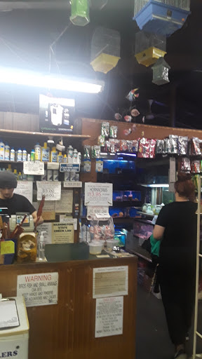 Tropical Fish Store «Midway Tropical Fish & Pets», reviews and photos, 24101 Pacific Hwy S, Kent, WA 98032, USA