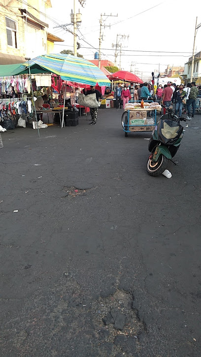 Mercado, Las Mañanitas