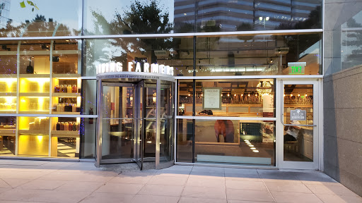 Shopping Mall «Tysons Galleria», reviews and photos, 2001 International Dr, McLean, VA 22102, USA