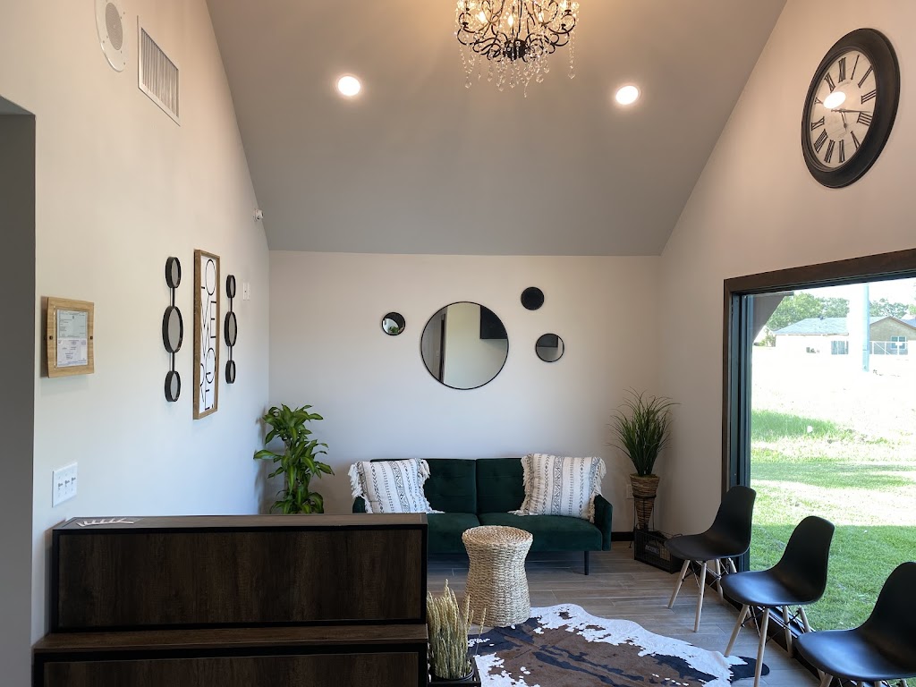 Salon de' Allure 70605