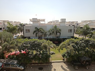 Decora City, Gondal