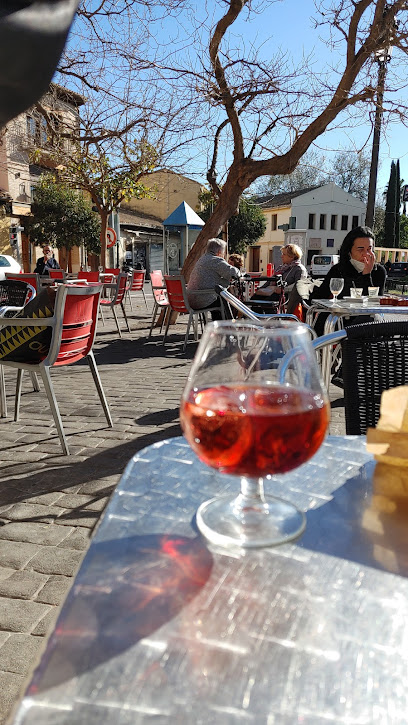 Bar Central - Plaça de la Comunitat Valenciana, 3, 46110 Godella, Valencia, Spain