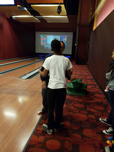 Bowling Alley «Revolutions at Saucon Valley», reviews and photos, 3717 PA-378, Bethlehem, PA 18015, USA