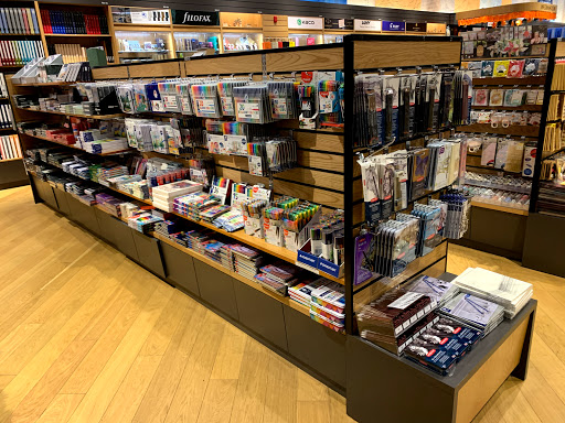Books Kinokuniya Dubai The Dubai Mall Level 2 Dubai United Arab Emirates Stationery Store State Dubai