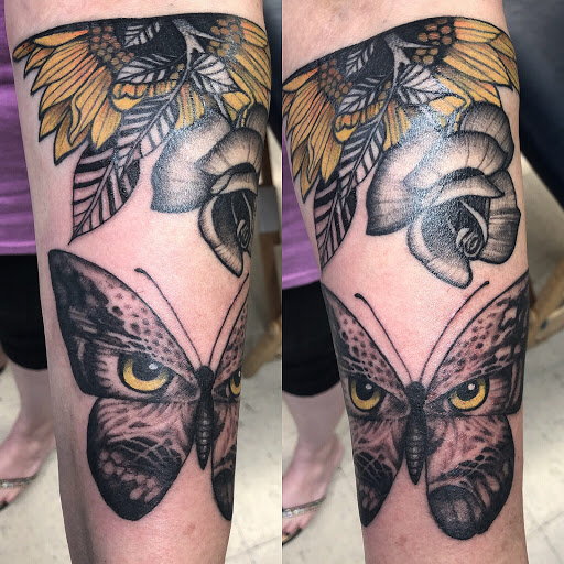 Tattoo Shop «Gulf Coast Tattoo Company», reviews and photos, 315 US-90 E, Waveland, MS 39576, USA