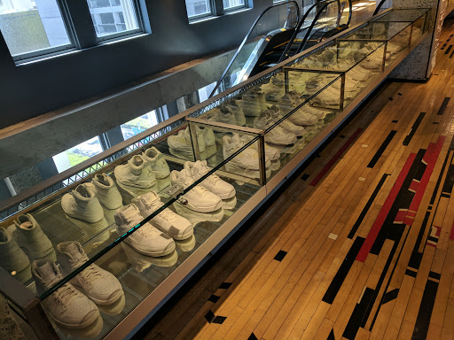 Clothing Store «Nike San Francisco», reviews and photos, 278 Post St, San Francisco, CA 94108, USA