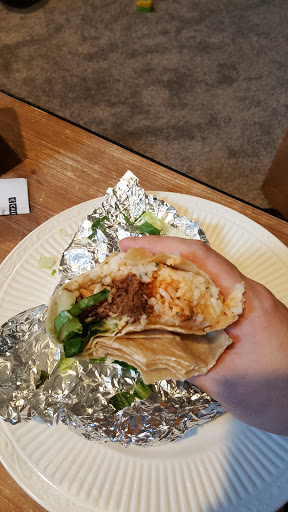 Mexican Restaurant «Chipotle Mexican Grill», reviews and photos, 6901 Rockside Rd, Independence, OH 44131, USA