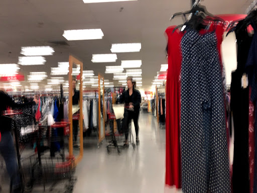 Department Store «T.J. Maxx», reviews and photos, 99 Gateway Dr, Mechanicsburg, PA 17055, USA