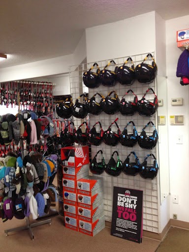 Ski Rental Service «Meadowlark Ski and Snowboards», reviews and photos, 38858 Pioneer Blvd, Sandy, OR 97055, USA