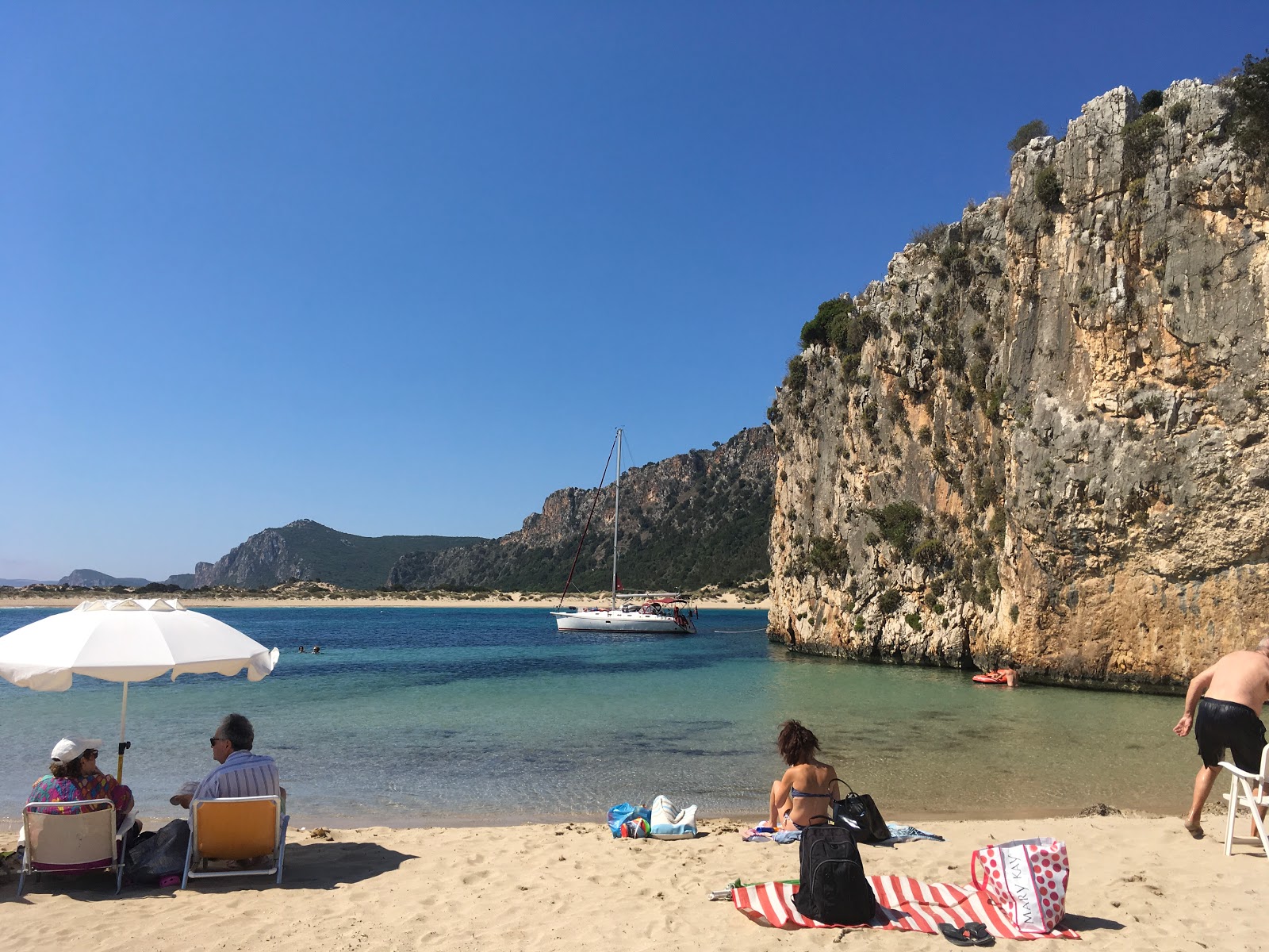 Foto av Voidokilia Stranden - populär plats bland avkopplingskännare