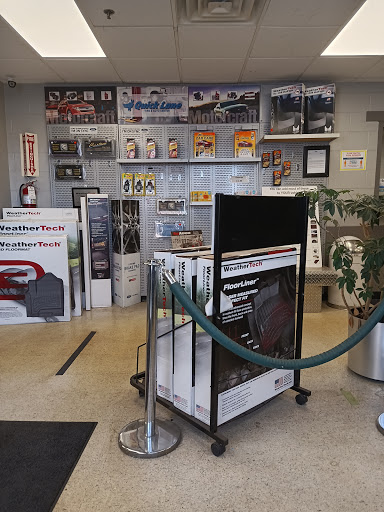 Ford Dealer «Arlington Heights Ford», reviews and photos, 801 W Dundee Rd, Arlington Heights, IL 60004, USA