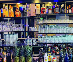 Charlies Pub photo