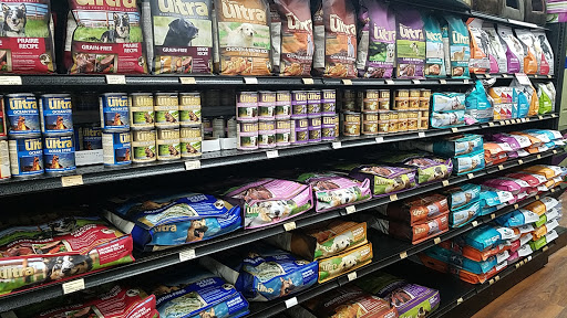 Pet Supply Store «Pet Valu», reviews and photos, 940 Bay Ridge Rd, Annapolis, MD 21403, USA
