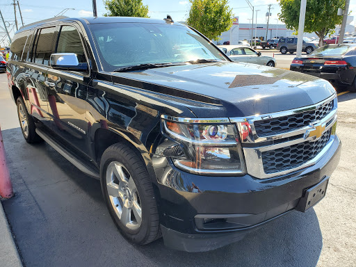 Used Car Dealer «TRI City Auto Mart», reviews and photos, 617 E New Cir Rd, Lexington, KY 40505, USA