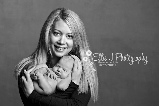 Comments and reviews of Ellie J Newborn & Family Photography