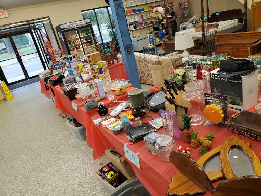 Thrift Store «Peninsula Rescue Mission Thrift Store», reviews and photos, 6200 Jefferson Ave, Newport News, VA 23605, USA