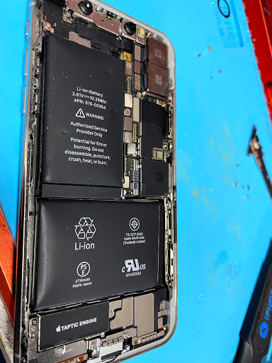 Electronics Repair Shop «Cell Phone Repair Kissimmee -DRONE Repair -Computer», reviews and photos, 826 E Vine St, Kissimmee, FL 34744, USA