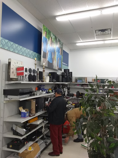 Thrift Store «Green Bay West Goodwill Retail Store & Training Center», reviews and photos