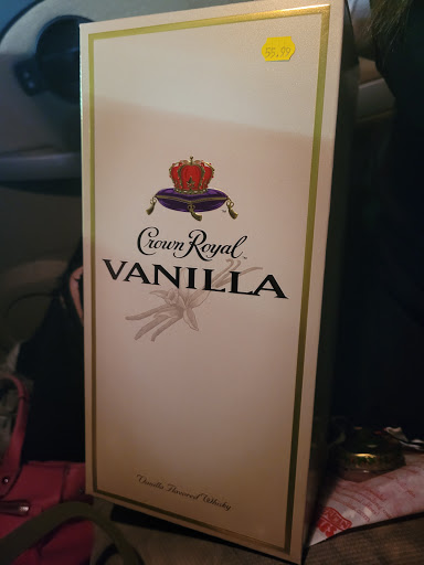 Liquor Store «West Kingsport Package Store», reviews and photos, 2217 W Stone Dr, Kingsport, TN 37660, USA