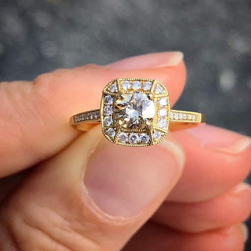 Jewelry Store «Santayana Jewelry Store Miami», reviews and photos, 917 SW 122nd Ave, Miami, FL 33184, USA