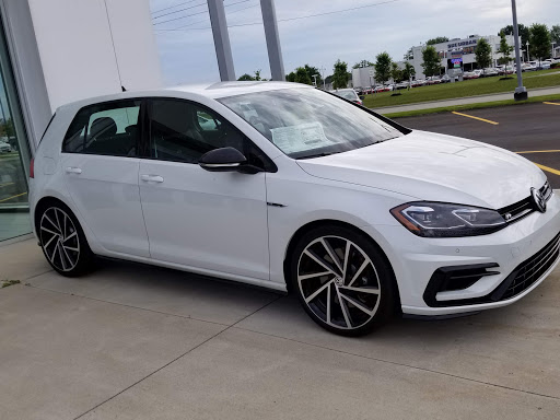 Car Dealer «Vyletel Volkswagen Buick GMC», reviews and photos, 40555 Van Dyke, Sterling Heights, MI 48313, USA