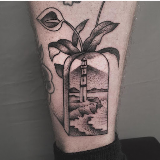 Tattoo Shop «Lucky Drive Tattoo Parlour», reviews and photos, 2228 4th St, San Rafael, CA 94901, USA