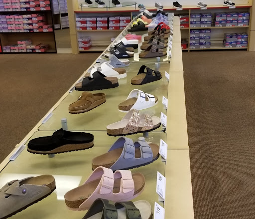 Shoe Store «Famous Footwear», reviews and photos, 518 N Milwaukee St, Boise, ID 83704, USA