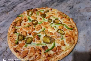 Spanish Pizza Hut image