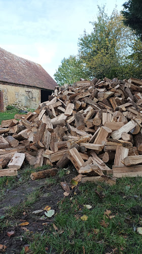 Magasin de bois de chauffage Marmion bois bûches Saint-Mard-de-Réno