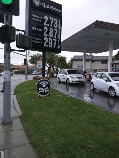 Convenience Store «Quik Stop», reviews and photos, 2704 N Bascom Ave, San Jose, CA 95124, USA