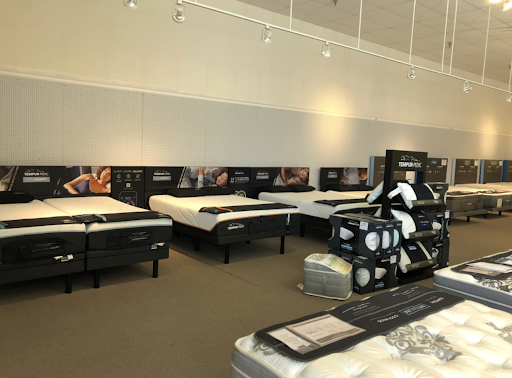 Furniture Store «Value City Furniture», reviews and photos, 4475 Monroe St, Toledo, OH 43613, USA