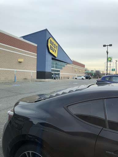 Electronics Store «Best Buy», reviews and photos, 925 Paterson Plank Rd, Secaucus, NJ 07094, USA