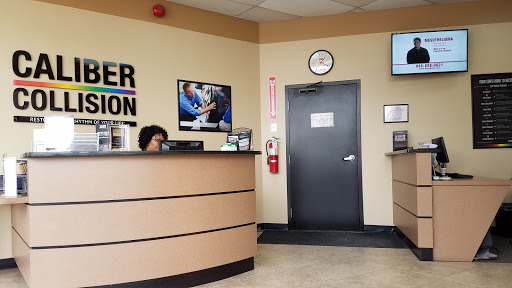 Auto Body Shop «Caliber Collision», reviews and photos, 4068 S Four Mile Run Dr, Arlington, VA 22206, USA