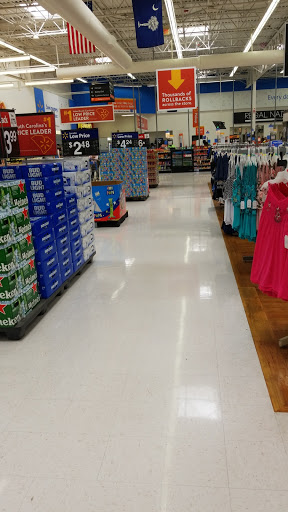 Department Store «Walmart Supercenter», reviews and photos, 350 Robert Smalls Pkwy, Beaufort, SC 29906, USA