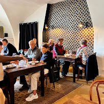 Atmosphère du Café - Restaurant La Banque, Saint Ambroix - n°6