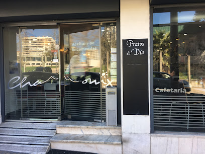 Pastry Cafe Chamonix - Av. Rainha Dona Leonor 1, 2805-012 Almada, Portugal