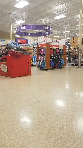 Pet Supply Store «PetSmart», reviews and photos, 5241 Frederica St, Owensboro, KY 42301, USA