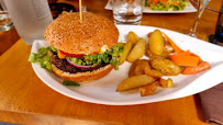 Hamburger du Restaurant végétarien Le Grenier de Notre Dame à Paris - n°18