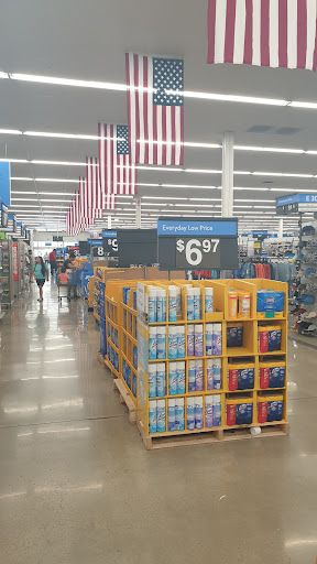 Department Store «Walmart Supercenter», reviews and photos, 5101 SE 14th St, Des Moines, IA 50320, USA